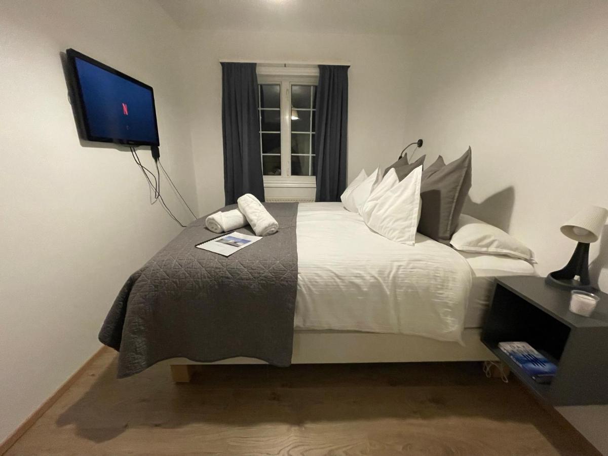 4-Bedroom Villa With Private Gym And Hot-Tub Рейкьявик Экстерьер фото